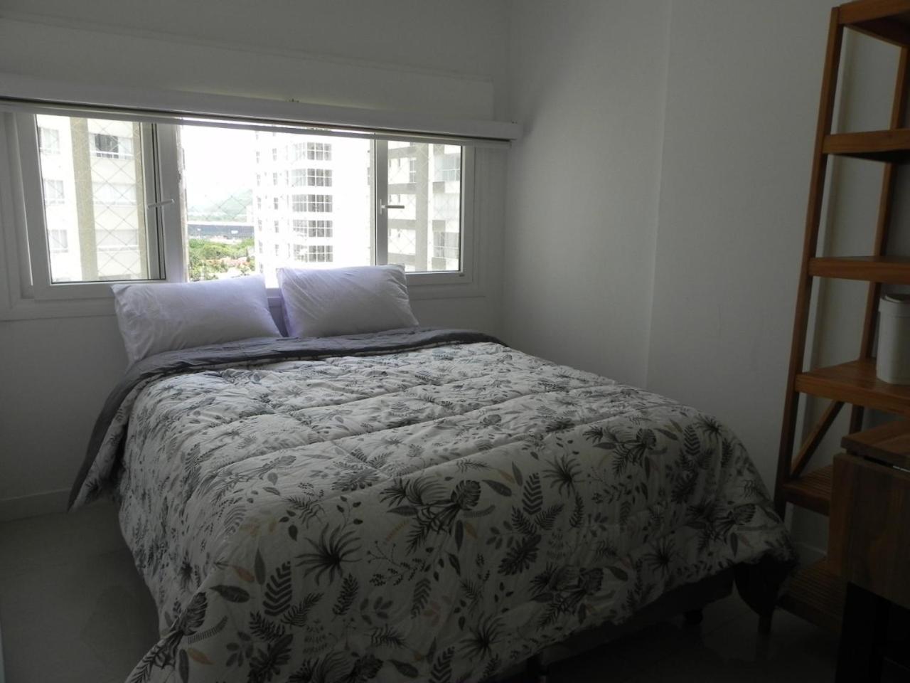 Aconchegante Barra Sul - Apartamento *